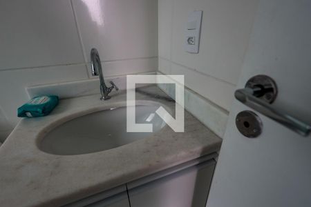 Apartamento para alugar com 70m², 3 quartos e 1 vaga Apartamento para alugar com 70m², 3 quartos e 1 vagaBanheiro da suíte - detalhes