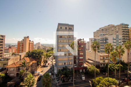 Vista da Sala de apartamento à venda com 2 quartos, 72m² em Independência, Porto Alegre