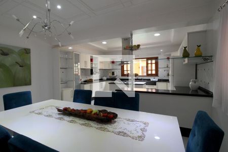 Casa para alugar com 360m², 4 quartos e 4 vagasCozinha