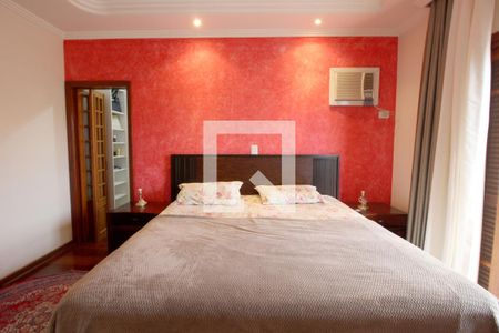 Casa para alugar com 360m², 4 quartos e 4 vagasSuíte 1