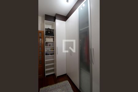 Casa para alugar com 360m², 4 quartos e 4 vagasCloset da Suíte 1