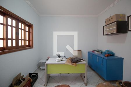 Casa para alugar com 360m², 4 quartos e 4 vagasQuarto fundos