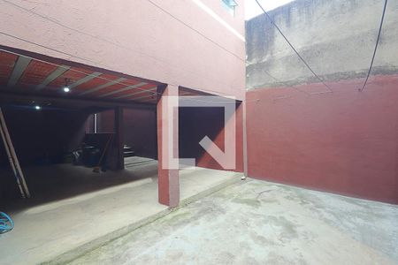 Casa à venda com 108m², 2 quartos e sem vagaQuintal