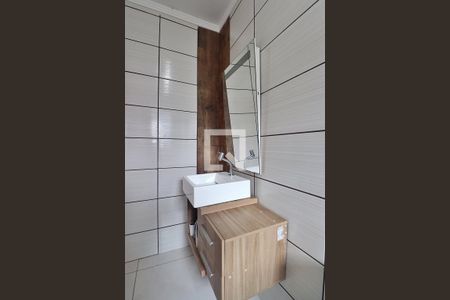 Casa à venda com 108m², 2 quartos e sem vagaBanheiro do Quarto 1 - Suíte