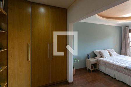 Casa à venda com 293m², 3 quartos e 4 vagasSuíte 1