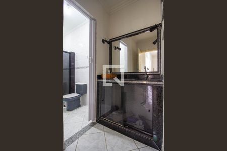 Casa à venda com 200m², 3 quartos e sem vaga Casa à venda com 200m², 3 quartos e sem vagaBanheiro da Suíte