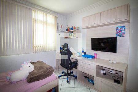 Casa à venda com 200m², 3 quartos e sem vaga Casa à venda com 200m², 3 quartos e sem vagaQuarto 2