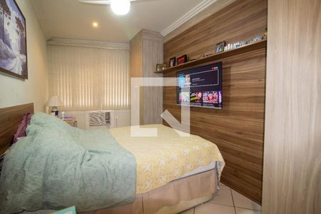 Casa à venda com 200m², 3 quartos e sem vaga Casa à venda com 200m², 3 quartos e sem vagaQuarto 3