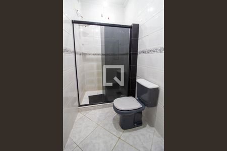Casa à venda com 200m², 3 quartos e sem vaga Casa à venda com 200m², 3 quartos e sem vagaBanheiro da Suíte