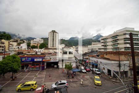 Casa à venda com 200m², 3 quartos e sem vaga Casa à venda com 200m², 3 quartos e sem vagaVista do Terraço 2