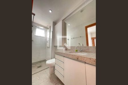 Banheiro de apartamento à venda com 3 quartos, 100m² em Funcionários, Belo Horizonte