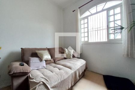 Sala de casa à venda com 4 quartos, 200m² em Jardim Garcia, Campinas