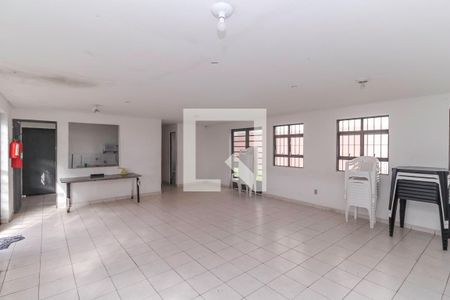 Apartamento para alugar com 48m², 2 quartos e 1 vagaÁrea comum - Salão de festas