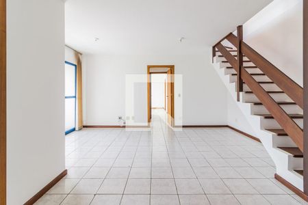 Sala de apartamento para alugar com 2 quartos, 155m² em Bom Fim, Porto Alegre