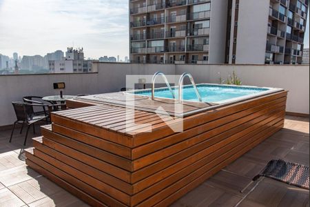 Apartamento para alugar com 24m², 1 quarto e sem vagaPiscina