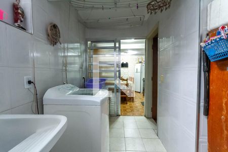 Casa à venda com 75m², 2 quartos e 1 vagaÁrea de Serviço