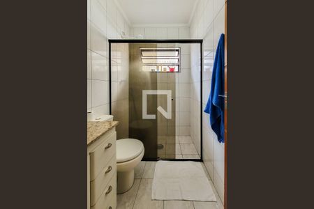 Casa à venda com 125m², 2 quartos e 2 vagas Casa à venda com 125m², 2 quartos e 2 vagasBanheiro