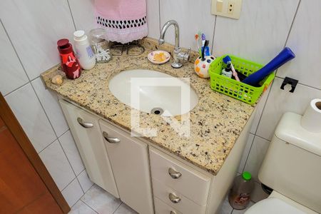 Casa à venda com 125m², 2 quartos e 2 vagas Casa à venda com 125m², 2 quartos e 2 vagasBanheiro