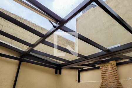 Casa à venda com 125m², 2 quartos e 2 vagas Casa à venda com 125m², 2 quartos e 2 vagasVaranda