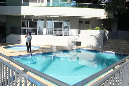 Apartamento à venda com 65m², 2 quartos e 1 vagaPiscina