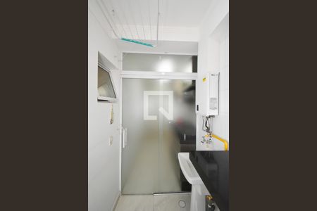 Apartamento à venda com 70m², 3 quartos e 1 vaga Apartamento à venda com 70m², 3 quartos e 1 vagaLavanderia