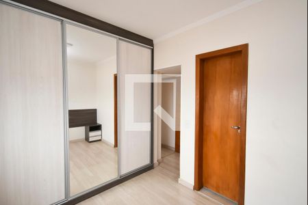 Apartamento à venda com 70m², 3 quartos e 1 vaga Apartamento à venda com 70m², 3 quartos e 1 vagaSuíte