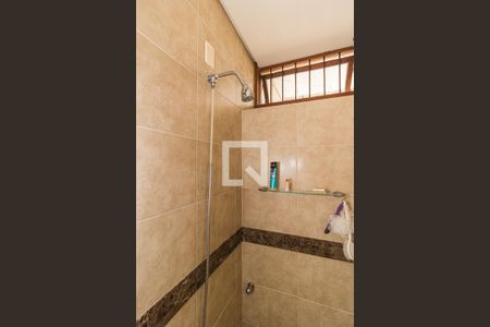 Casa à venda com 299m², 3 quartos e 3 vagasBanheiro da Suíte