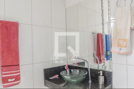 Casa à venda com 196m², 4 quartos e 2 vagasBanheiro da Suíte