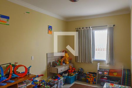 Casa à venda com 196m², 4 quartos e 2 vagasQuarto 2 - Suíte