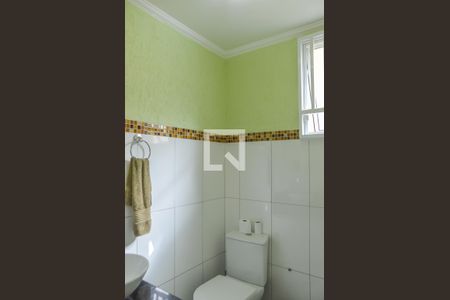 Casa à venda com 196m², 4 quartos e 2 vagasLavabo