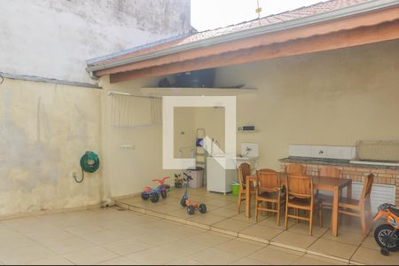 Casa à venda com 196m², 4 quartos e 2 vagasÁrea de Serviço