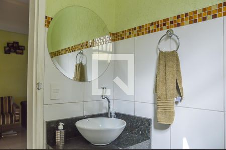 Casa à venda com 196m², 4 quartos e 2 vagasLavabo