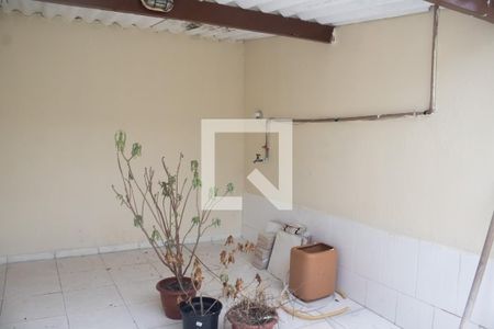 Casa para alugar com 160m², 2 quartos e 3 vagasQuintal