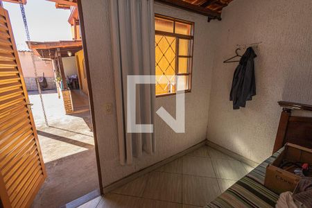 Casa à venda com 360m², 4 quartos e 4 vagas Casa à venda com 360m², 4 quartos e 4 vagasQuarto extra reversível