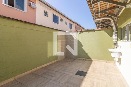 Casa de condomínio à venda com 83m², 3 quartos e 1 vaga Casa de condomínio à venda com 83m², 3 quartos e 1 vagaÁrea de Serviço