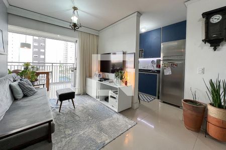 Sala de apartamento à venda com 3 quartos, 76m² em Vila Anastácio, São Paulo