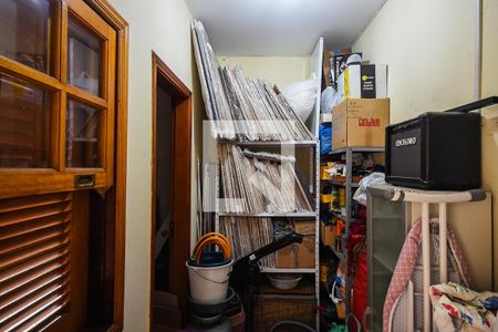 Casa à venda com 191m², 3 quartos e 4 vagasQuarto de serviço