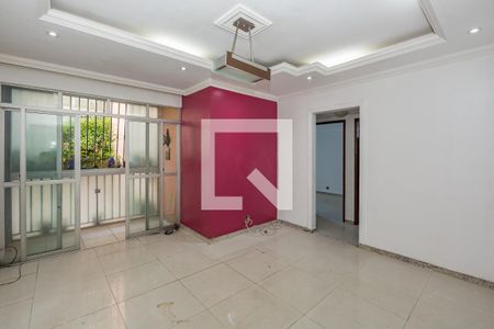 Sala de apartamento para alugar com 3 quartos, 75m² em Carlos Prates, Belo Horizonte