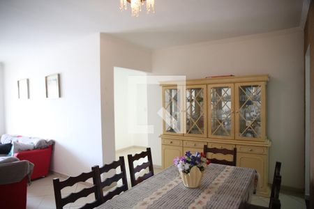 Sala de apartamento para alugar com 2 quartos, 90m² em Tupi, Praia Grande