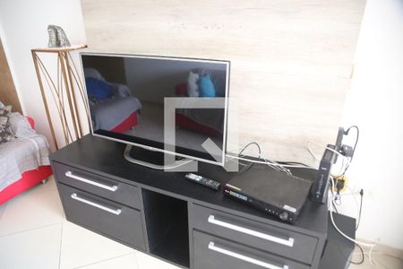 Sala de apartamento para alugar com 2 quartos, 90m² em Tupi, Praia Grande