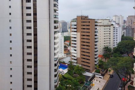 Vista de apartamento à venda com 3 quartos, 227m² em Higienópolis, São Paulo