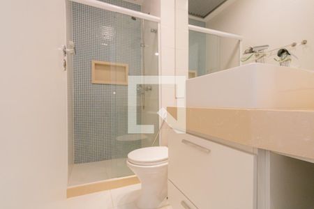 Casa de condomínio à venda com 117m², 3 quartos e 2 vagas Casa de condomínio à venda com 117m², 3 quartos e 2 vagasBanheiro Social