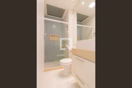 Casa de condomínio à venda com 117m², 3 quartos e 2 vagas Casa de condomínio à venda com 117m², 3 quartos e 2 vagasBanheiro Social