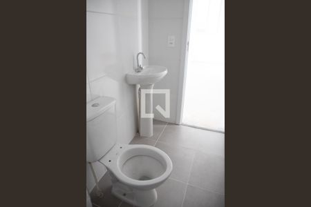 Apartamento para alugar com 34m², 2 quartos e sem vagaBanheiro