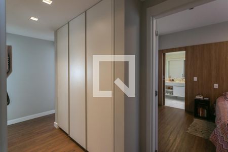 Apartamento à venda com 197m², 4 quartos e 4 vagasCorredor