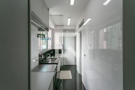 Apartamento à venda com 197m², 4 quartos e 4 vagasÁrea de Serviço