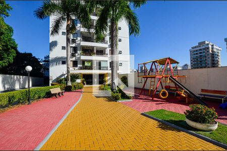 Apartamento à venda com 120m², 3 quartos e 2 vagasÁrea externa