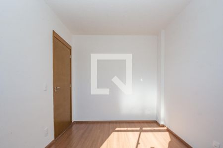 Quarto 1 de apartamento para alugar com 2 quartos, 47m² em João Pinheiro, Belo Horizonte