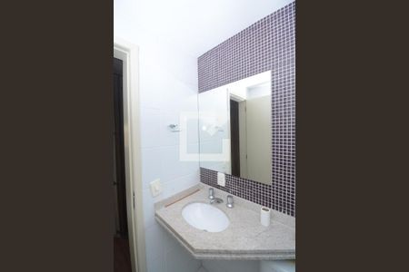 Apartamento à venda com 110m², 3 quartos e 1 vagaBanheiro da Suíte
