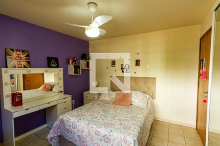 Casa à venda com 240m², 3 quartos e 2 vagasQuarto 2